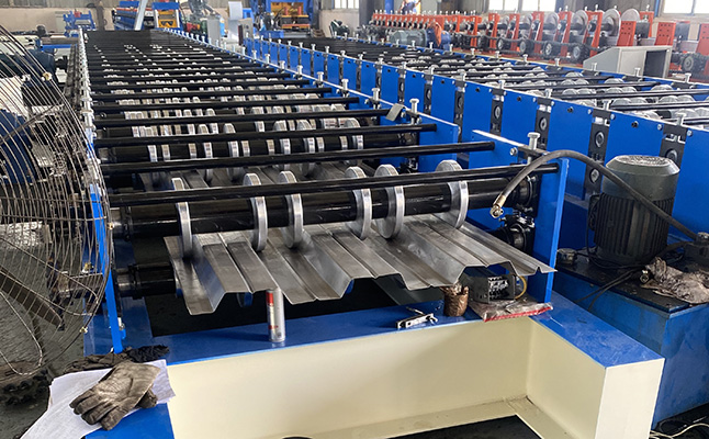 Color Steel Tile Equipment